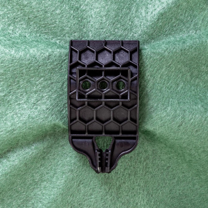 Устройство за закрепване на торби с пясък към платнище - изображение 4