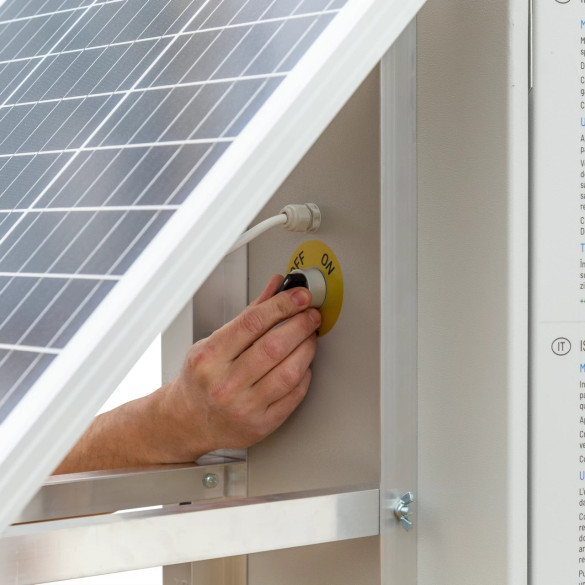 Eнергизатор (генератор на импулси) DL 4500 за електропастир, със соларен панел 30 W - изображение 4