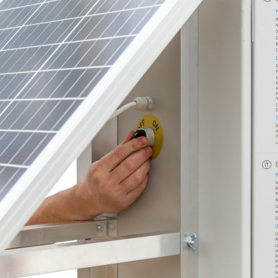 Eнергизатор (генератор на импулси) DL 4500 за електропастир, със соларен панел 30 W - изображение 4