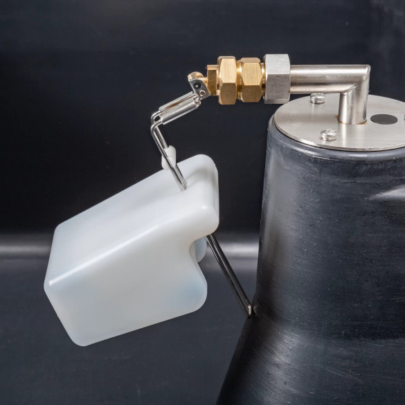 Двойна поилка за едър рогат добитък и коне, с плаващи топки против замръзване, 100 литра - изображение 8