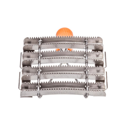 Метално чесало за крави и коне, 11 × 12,5 см - изображение 4