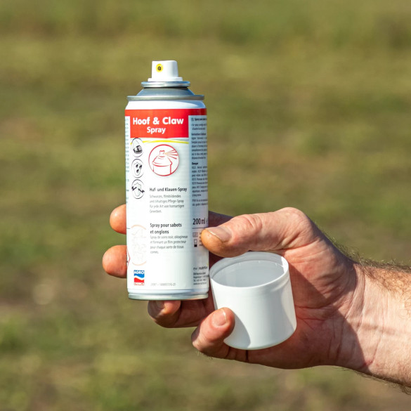 Спрей Hoof and Claw за грижа за копитата, ноктите и другите рогови тъкани, 200 мл - изображение 2